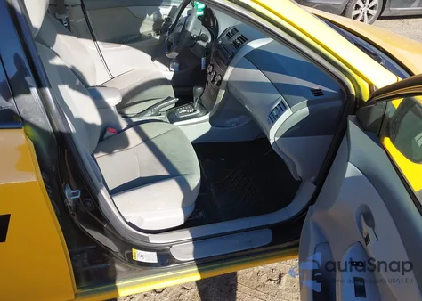 2010 Toyota Corolla Le/S/Xle z USA, uszkodzony, nr VIN 2T1BU4EE3AC241244